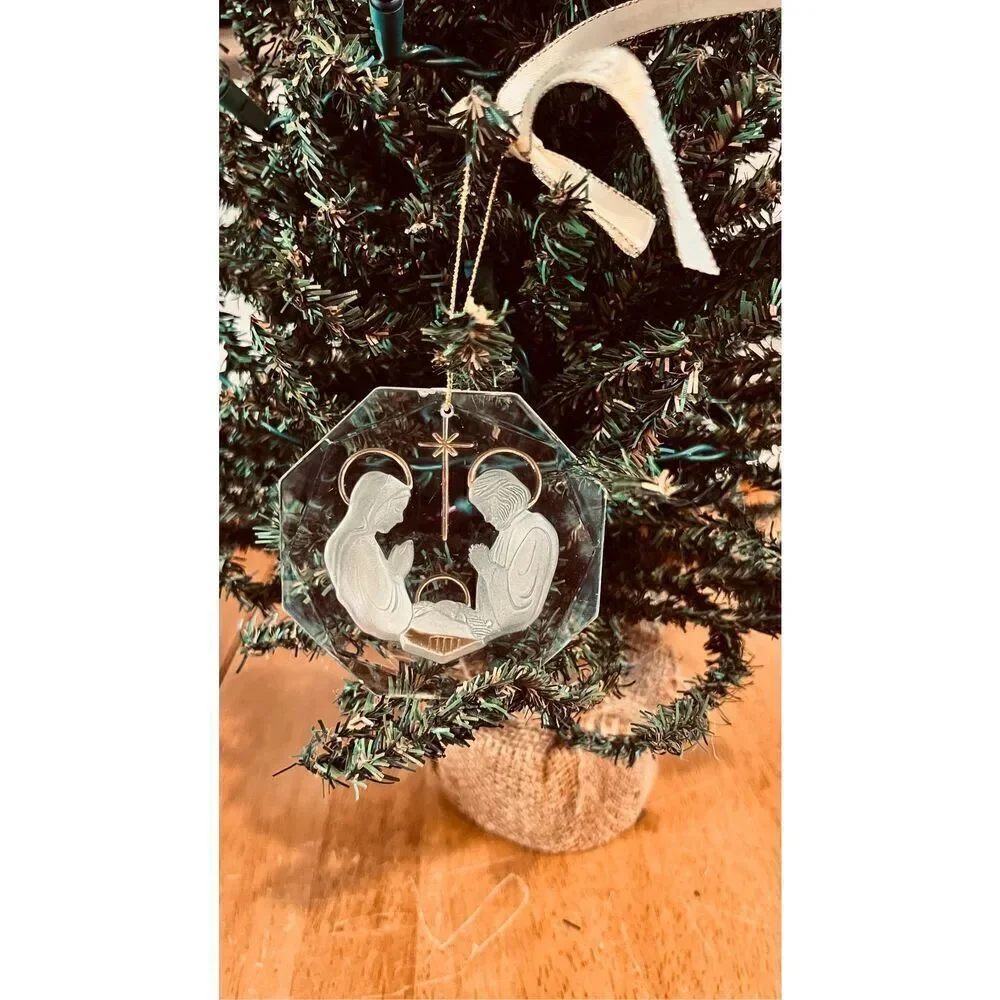Frosted Nativity Ornament Luke 2:14 Vintage